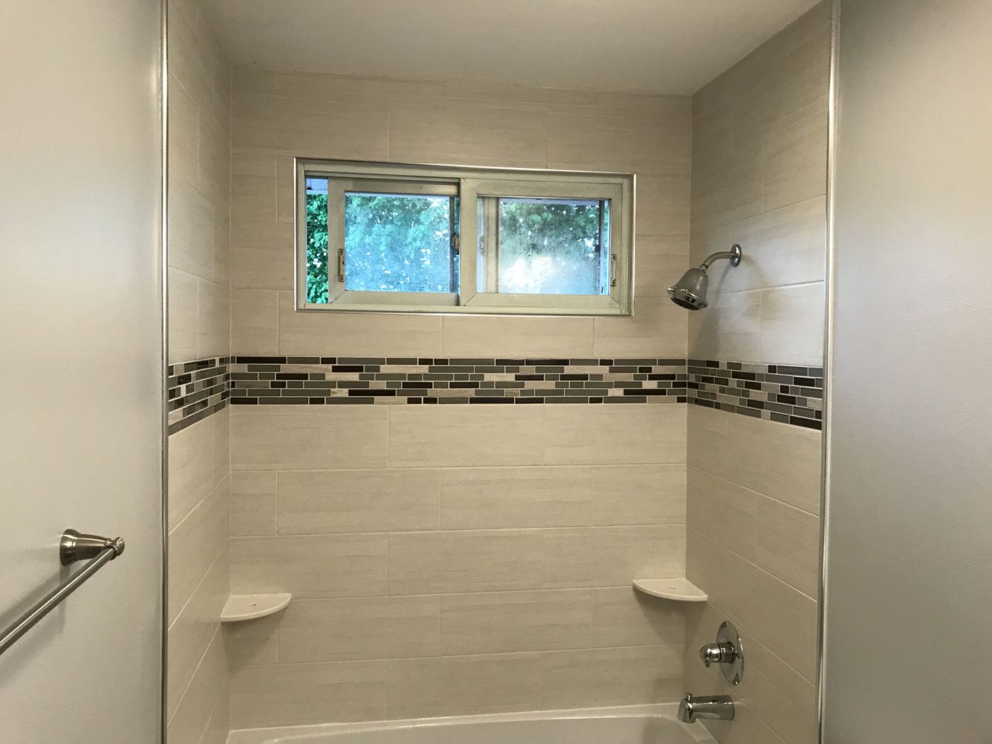 Bathroom remodeling in Hanover Park - new tub and shower, tiles