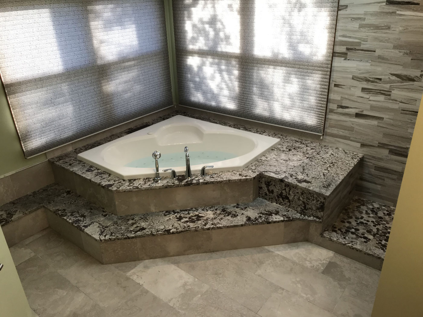 Bathroom remodeling modern tub