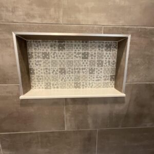 Bathroom remodeling in Itasca - shower enclosure
