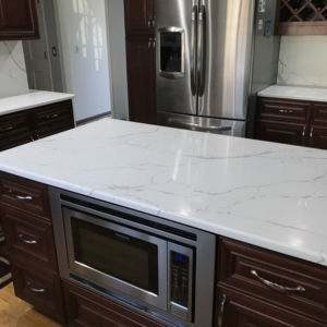 Kitchen Remodeling in Schaumburg - kitchen island